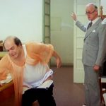 Lino Banfi – Giustamente il direttore odia i ricchioni (dal film: Vieni avanti cretino)